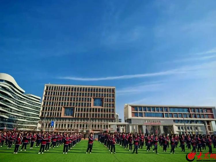 星空体育智能科技：育人成才塑造未来青岛华文技工学校的“国企+特色”职教实践(图3)