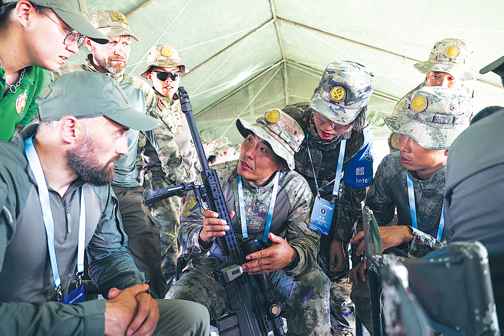 从赛场眺望战场——“锋刃-2025”国际狙击手射击竞赛观察与思考(图1)