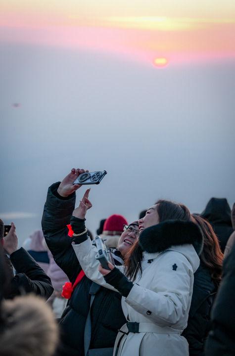 星空智能科技：聚人气拓市场共奋进——“塞上江南”经济焕发新活力