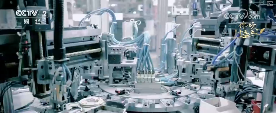 星空体育科技：数字中国智能奔涌科创技术迭代“变量”转化为向“新”发展“增量”(图13)