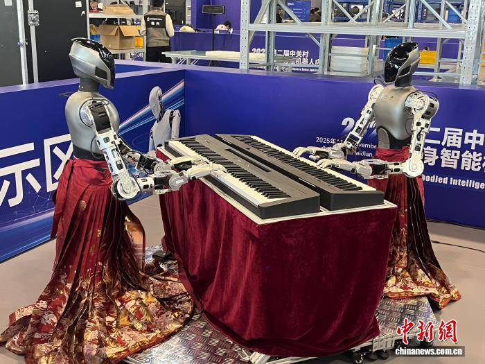 星空体育科技：“具身智能”北京显身手场景驱动量产落地(图1)