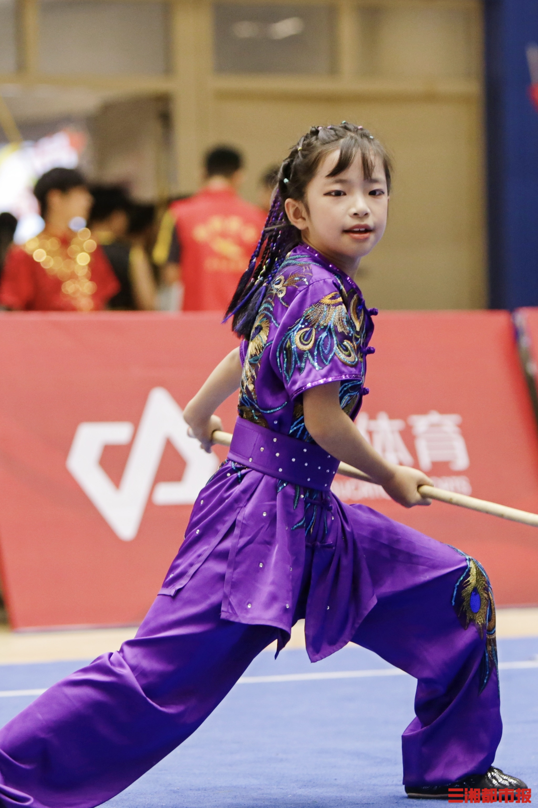 星空体育智能科技：9岁“武林萌主”南棍舞出冠军路(图1)