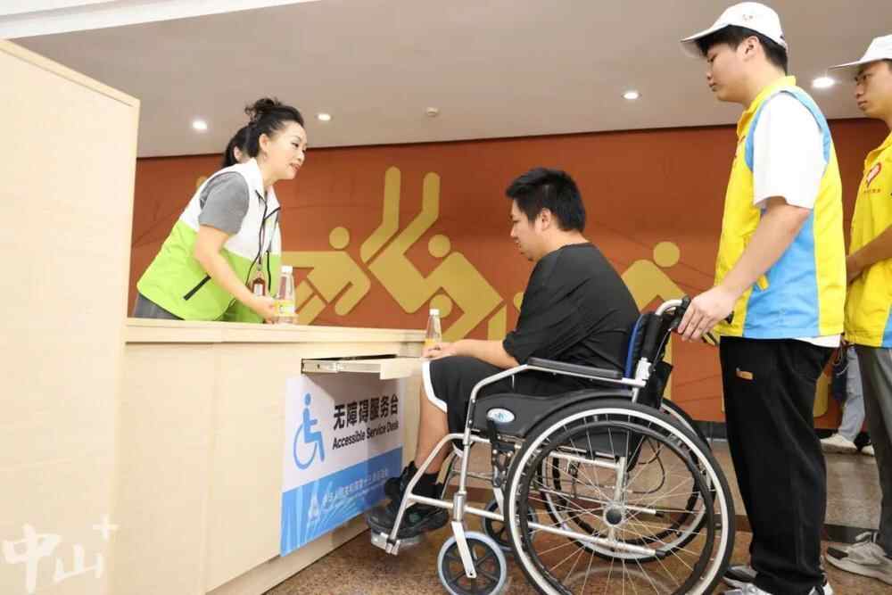 专业与温情并重——残特奥会“小海豚”炼成记(图6)