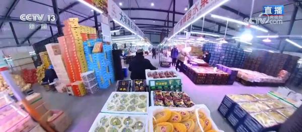 “果盘子”满“菜篮子”丰高效物流为节前市场注入“鲜”力量