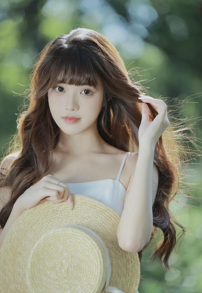 肥丑校长的美少年_肥丑校长的美少年V